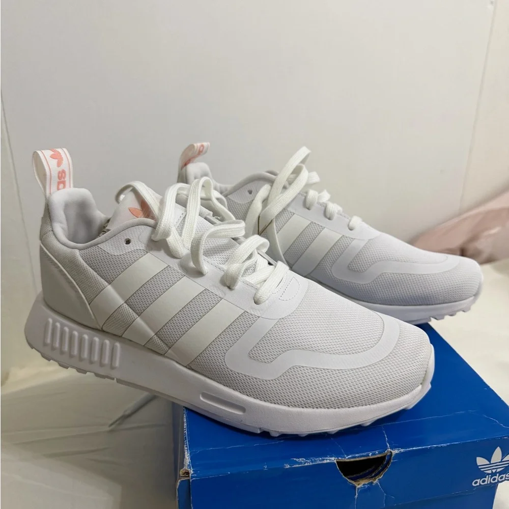 Brand New Adidas Multix W – Size 8 US, White - Picture 3 of 7